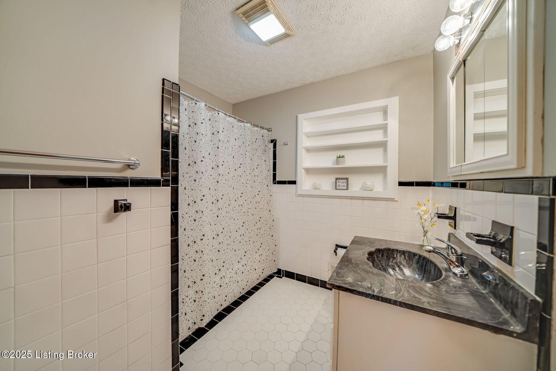 7608 Smyrna Road Louisville, KY 40228 - Photo 33 of 57 photo_online_032