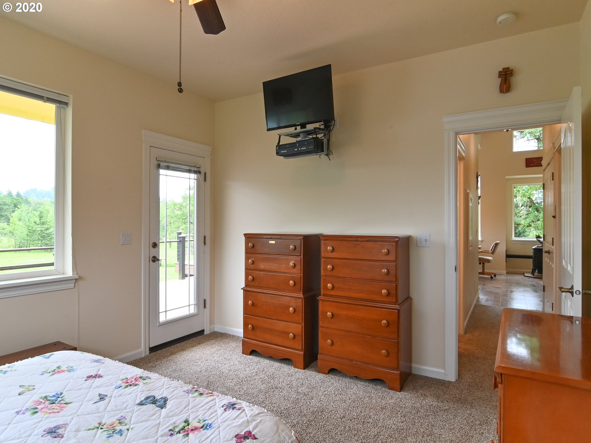 86335 Sanford Road Eugene, OR 97402 - Photo 15 of 30 Gallery Image 15