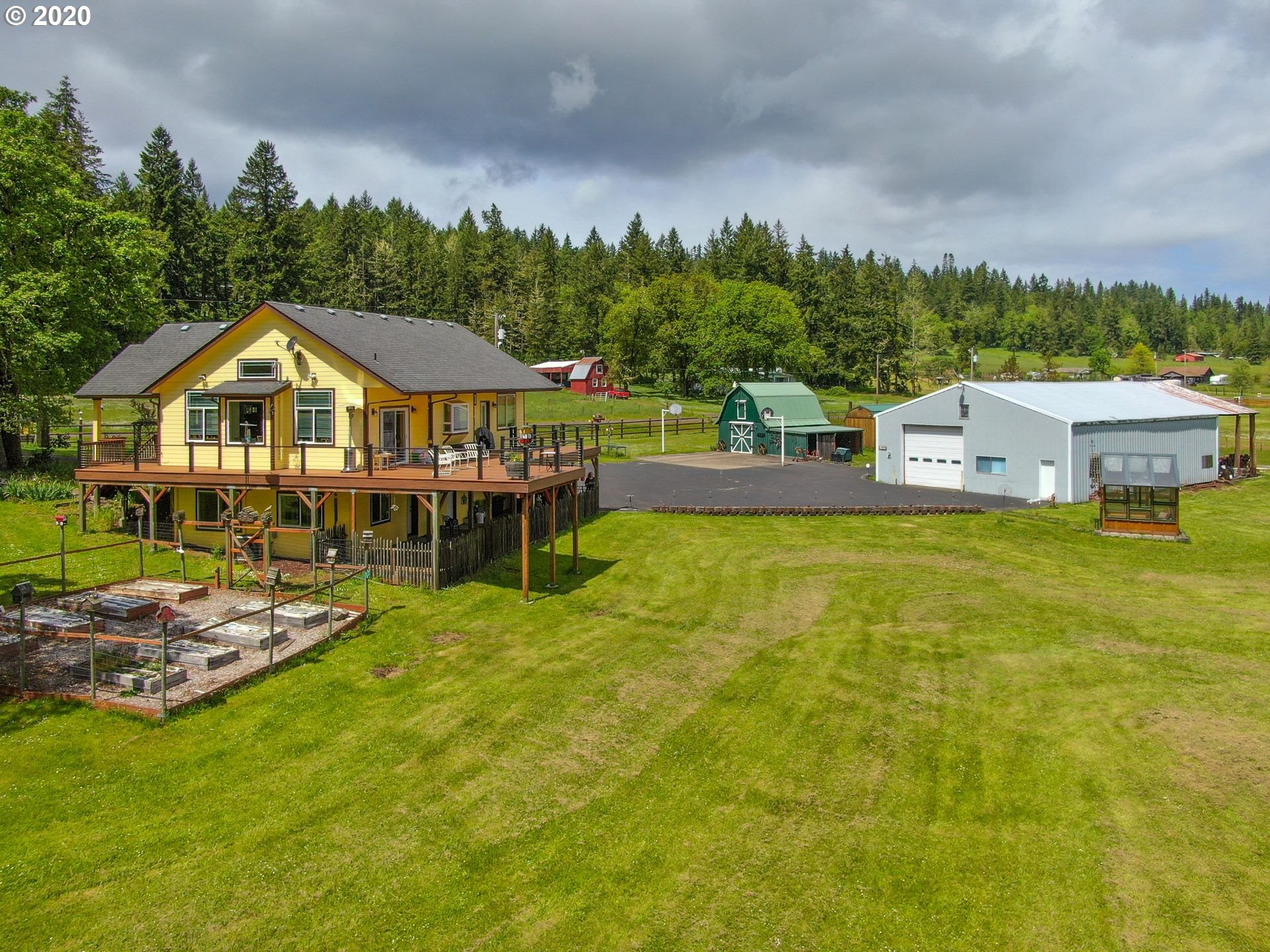 86335 Sanford Road Eugene, OR 97402 - Photo 3 of 30 Gallery Image 3