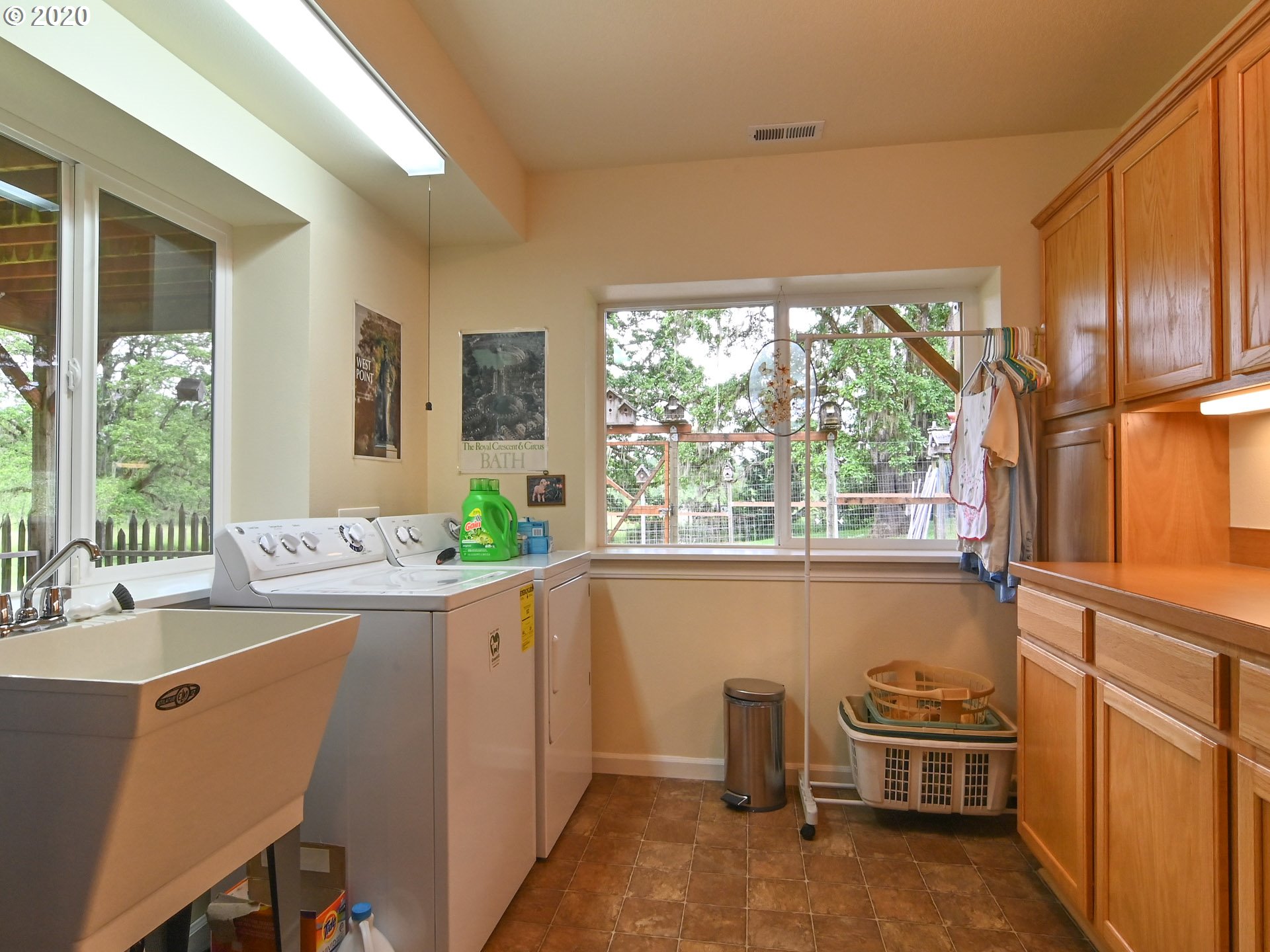 86335 Sanford Road Eugene, OR 97402 - Photo 23 of 30 Gallery Image 23