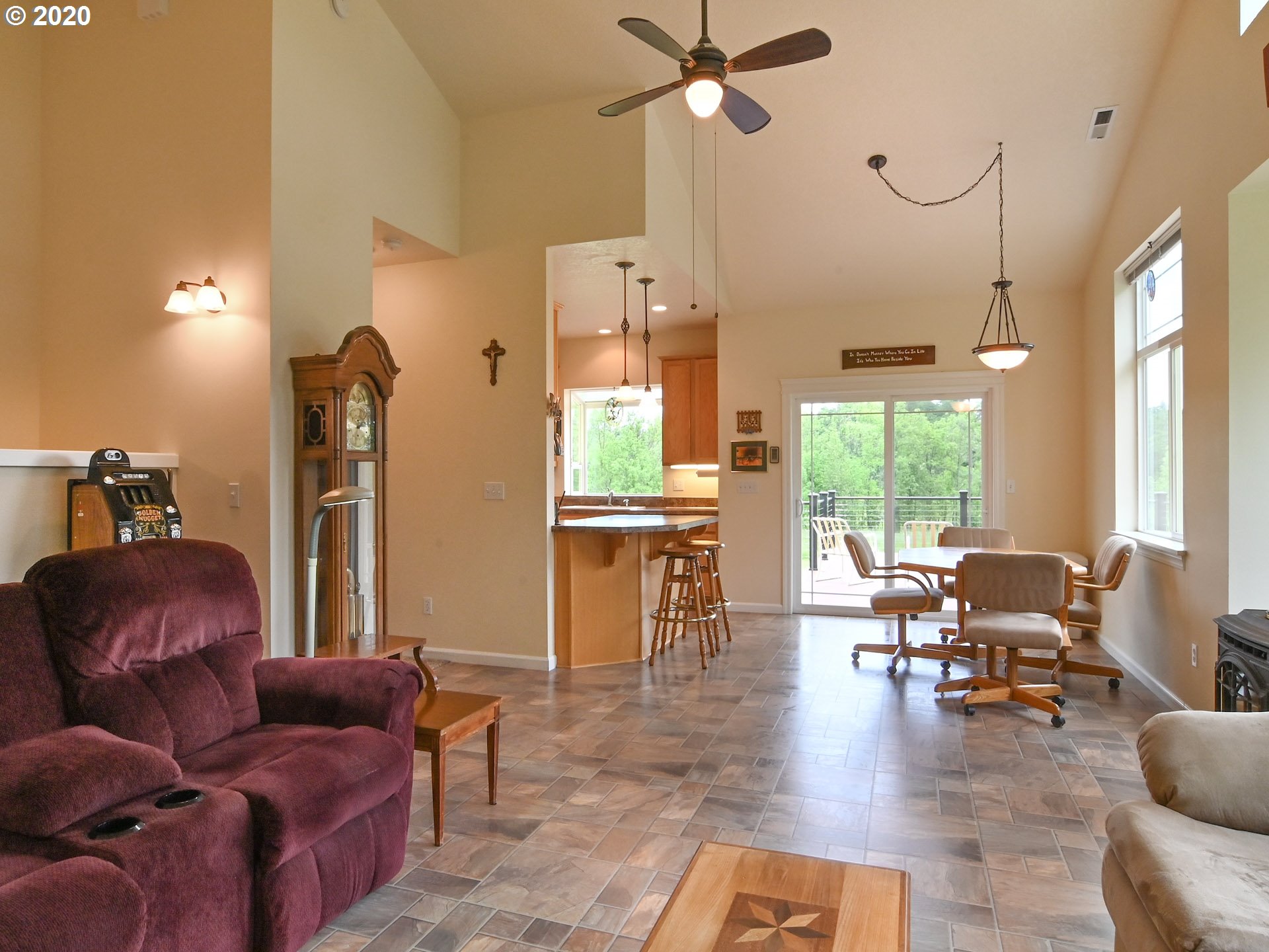 86335 Sanford Road Eugene, OR 97402 - Photo 7 of 30 Gallery Image 7