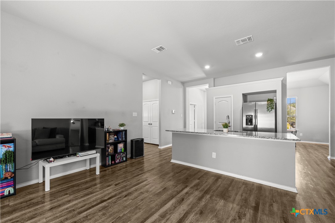 706 Hobby Road Copperas Cove, TX 76522 - Photo 3 of 19 Gallery Image 3