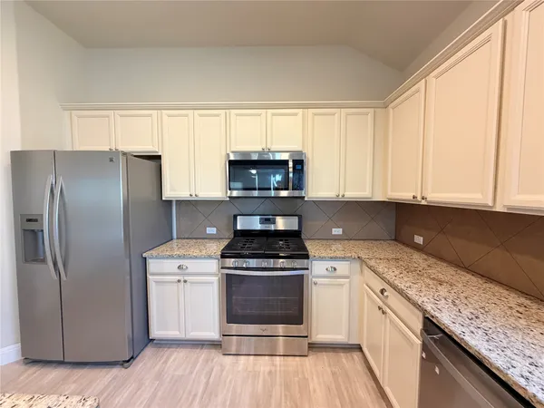 $1,995 | 233 Andele Way, Liberty Hill, TX 78642