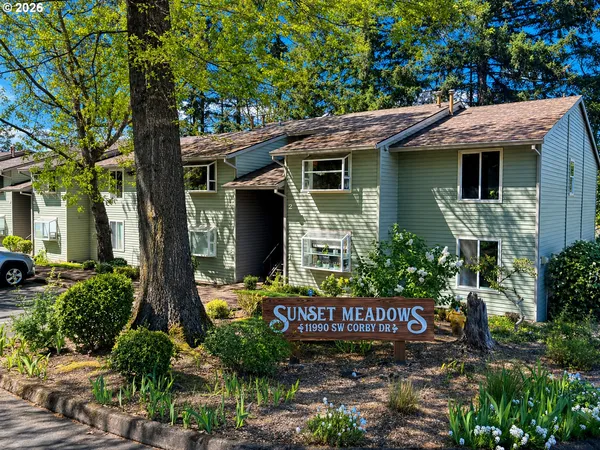 $325,000 | 11990 Southwest Corby Drive, Unit 2, Portland, OR 97225