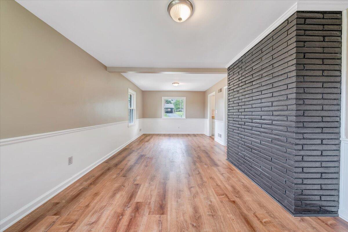 2731 Fawn Road Southwest Roanoke, VA 24015 - Photo 9 of 31 06-MIB05616
