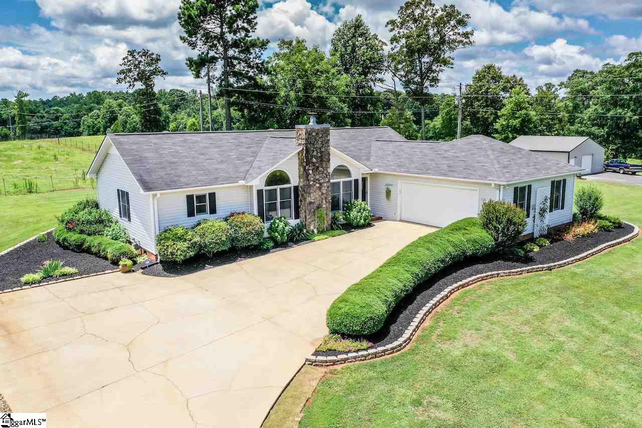 1130 Zion School Road Easley, SC 29642 - Photo 2 of 30