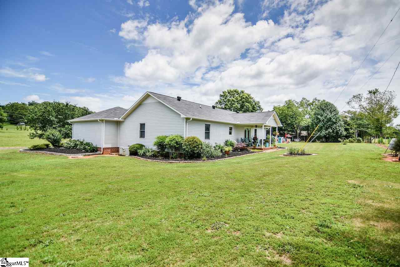 1130 Zion School Road Easley, SC 29642 - Photo 14 of 30