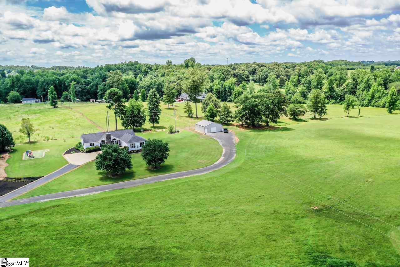 1130 Zion School Road Easley, SC 29642 - Photo 3 of 30