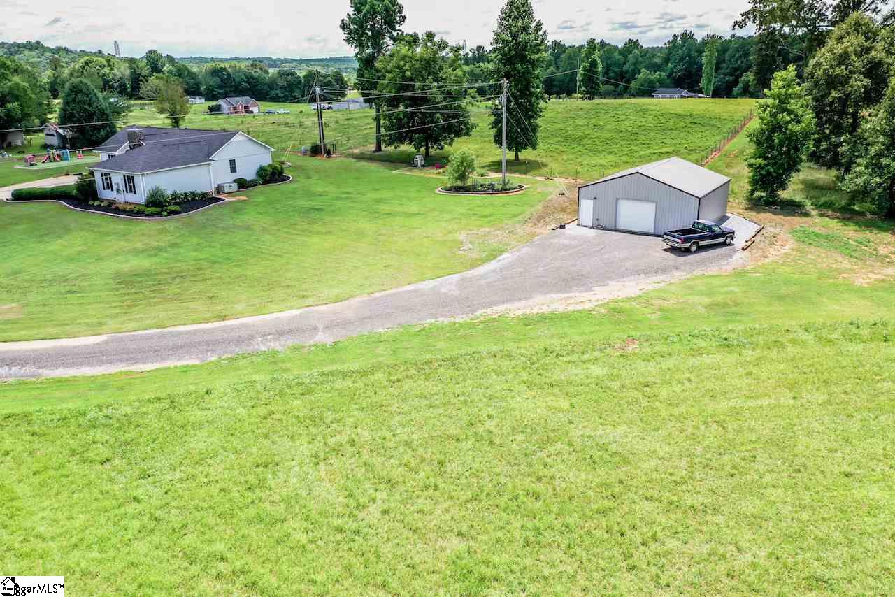 1130 Zion School Road Easley, SC 29642 - Photo 5 of 30
