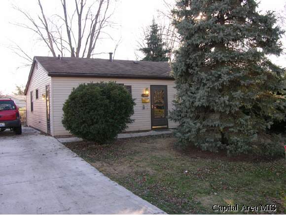 2676 Bunn Drive Springfield, IL 62703 - Photo 1 of 6 Gallery Image 1