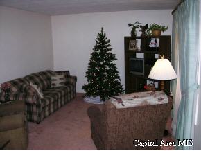 2676 Bunn Drive Springfield, IL 62703 - Photo 4 of 6 Gallery Image 4