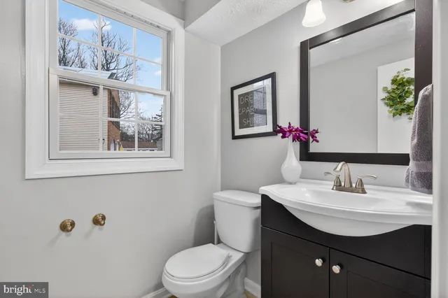 $675,000 | 6221 Free Stone Court, Columbia, MD 21045