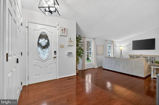 $675,000 | 6221 Free Stone Court, Columbia, MD 21045