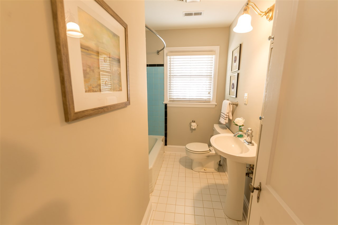 710 East Whitaker Mill Road Raleigh, NC 27608 - Photo 10 of 25 Photo 10