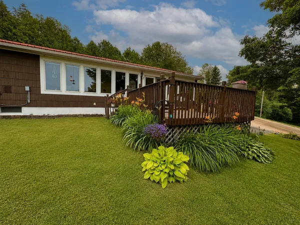 $299,900 | 561 Sheldon Brook Road, Lyndon, VT 05851