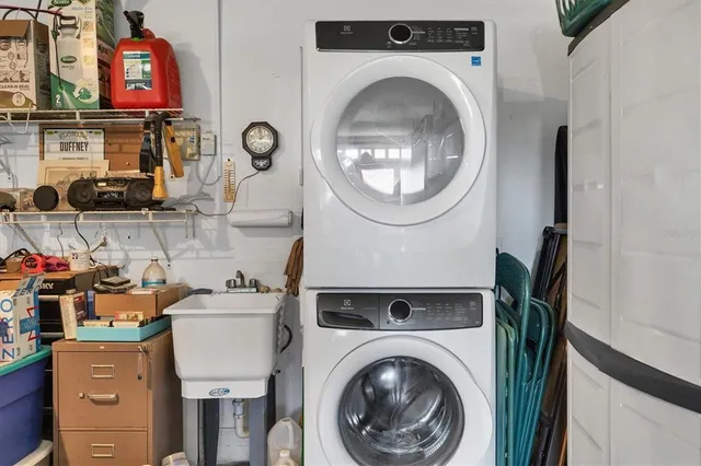 $389,000 | 1823 Ashley Drive, Venice, FL 34292