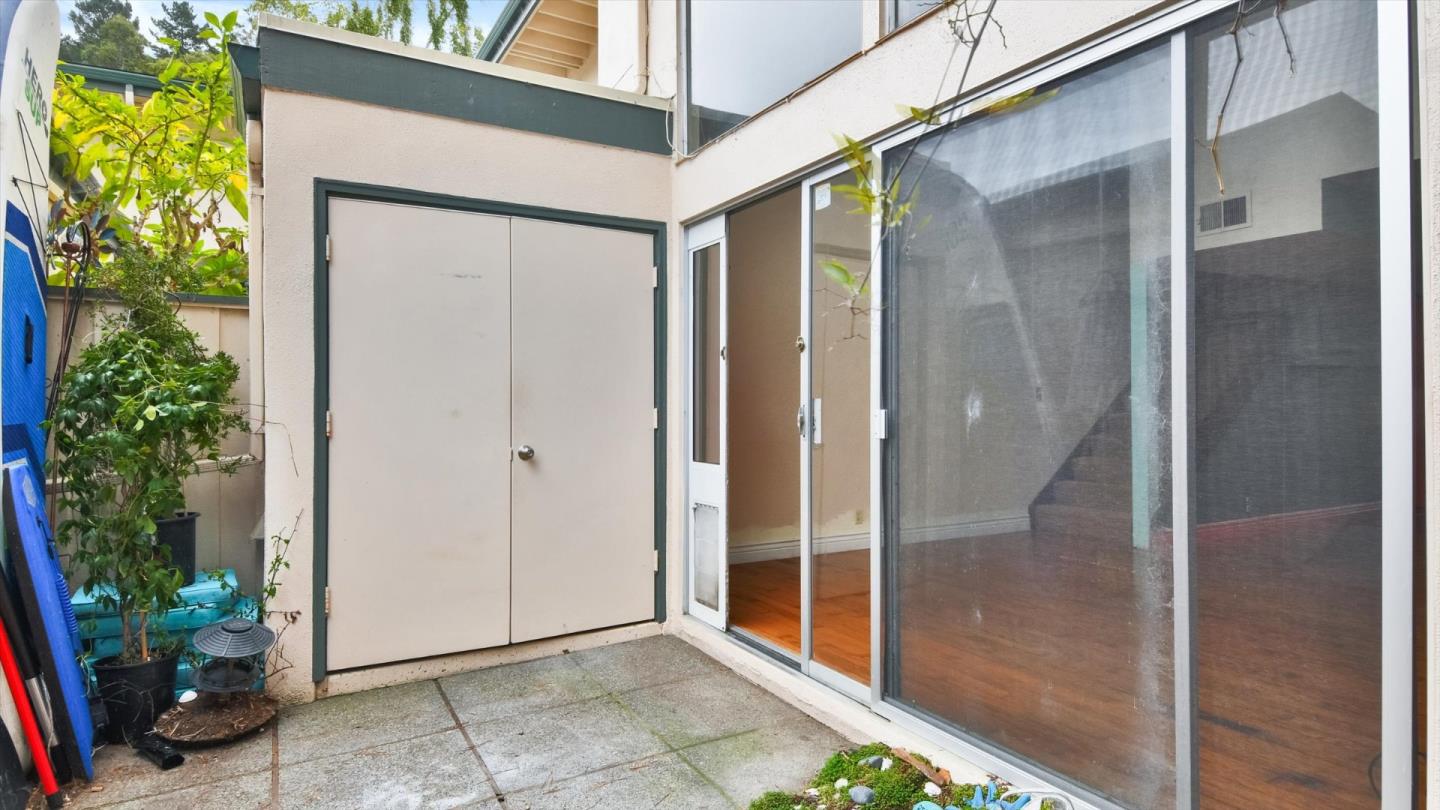 1201 Terra Nova Boulevard Pacifica, CA 94044 - Photo 26 of 28 a bathroom with a glass shower door