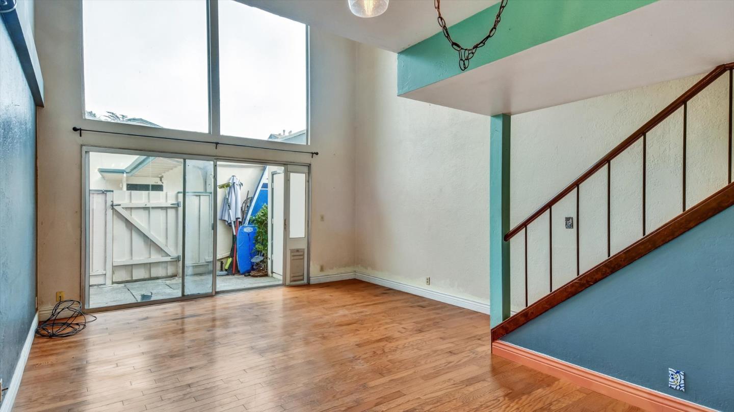 1201 Terra Nova Boulevard Pacifica, CA 94044 - Photo 10 of 28 a view of an entryway