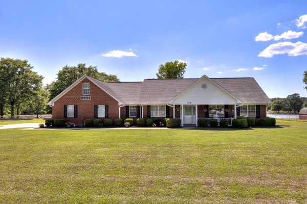 $459,990 | 495 East Emerald Lake Drive, Sumter, SC 29153