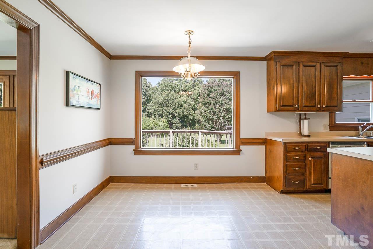 5704 Crutchfield Road Raleigh, NC 27606 - Photo 10 of 37 Gallery Image 10