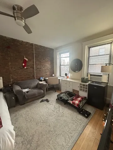 $3,500 | 39 Hemenway Street, Unit 22, Boston, MA 02115