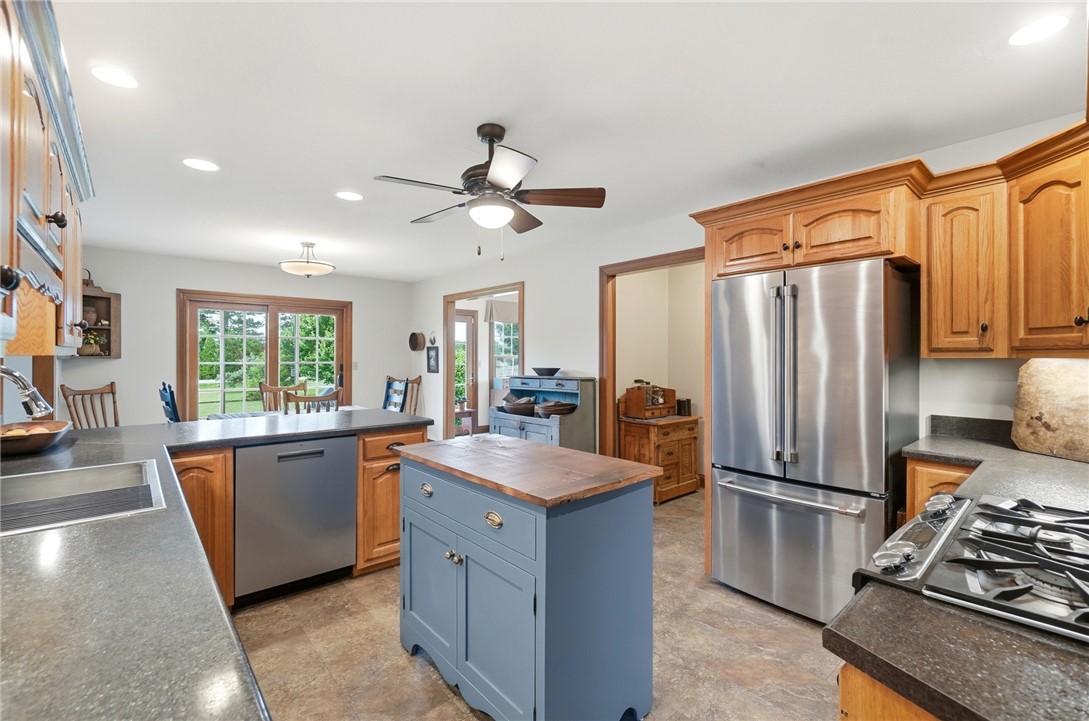 656 Gardenview Circle Lima, OH 45801 - Photo 13 of 43