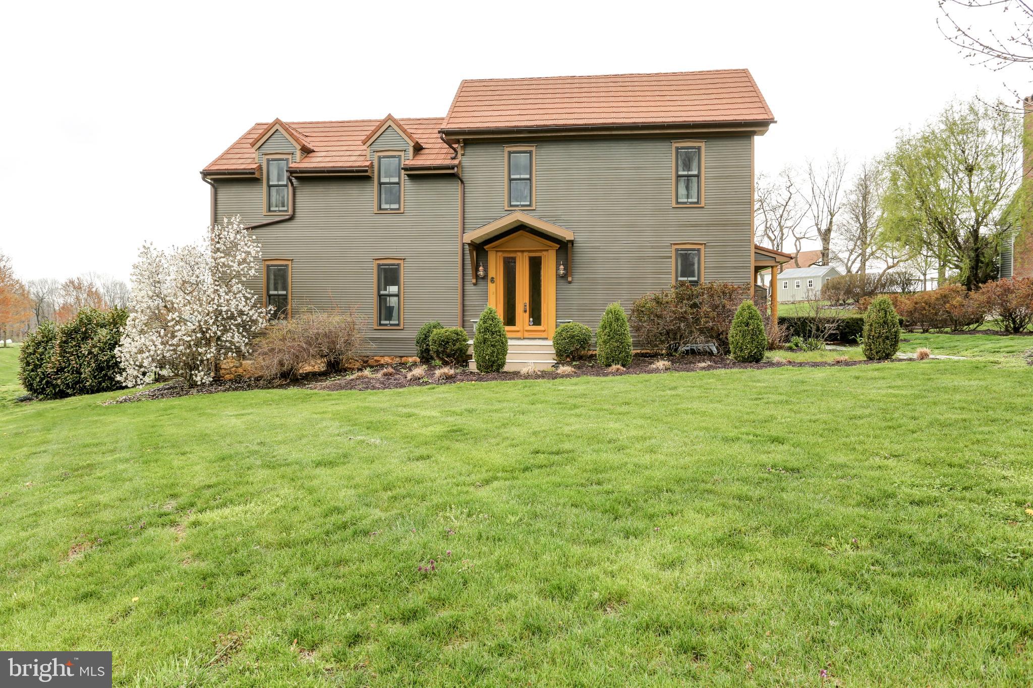 6 Kitty Dale Lititz, PA 17543 - Photo 1 of 37
