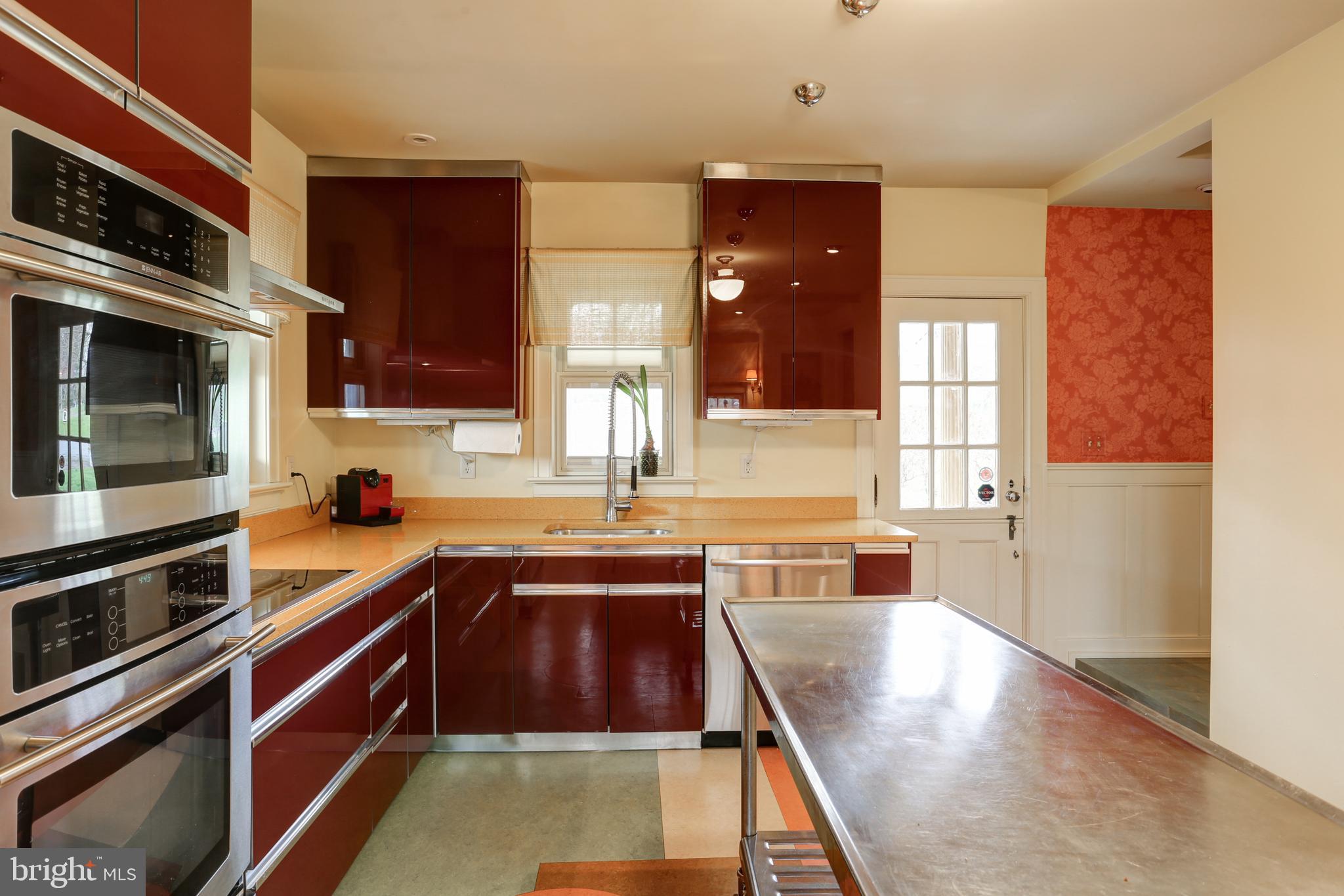 6 Kitty Dale Lititz, PA 17543 - Photo 8 of 37