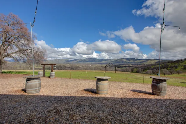 $990,000 | 2350 Old Highway, Catheys Valley, CA 95306