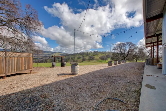 $990,000 | 2350 Old Highway, Catheys Valley, CA 95306