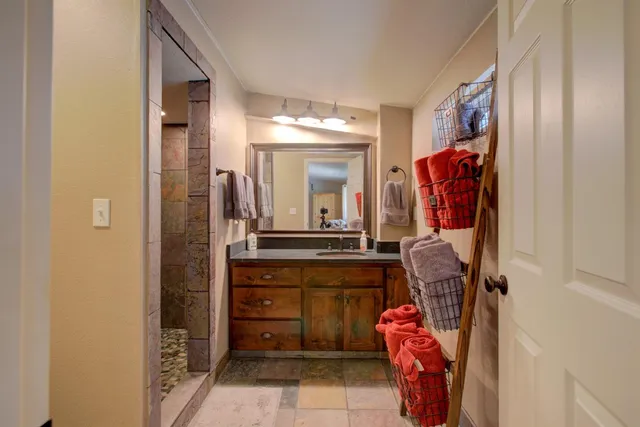 $990,000 | 2350 Old Highway, Catheys Valley, CA 95306