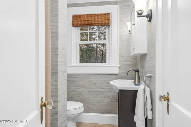 $278,000 | 624 Sherrod Heights, Enfield, NC 27823