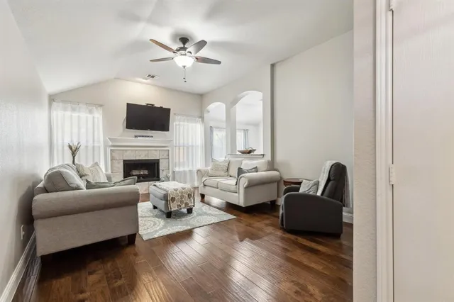 $2,100 | 9208 Norfolk Lane, McKinney, TX 75071