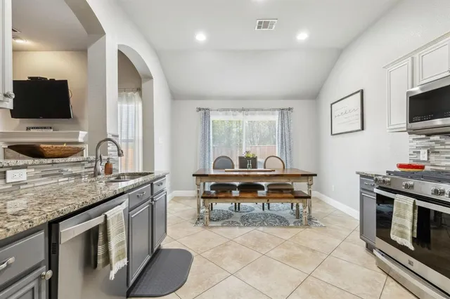 $2,100 | 9208 Norfolk Lane, McKinney, TX 75071