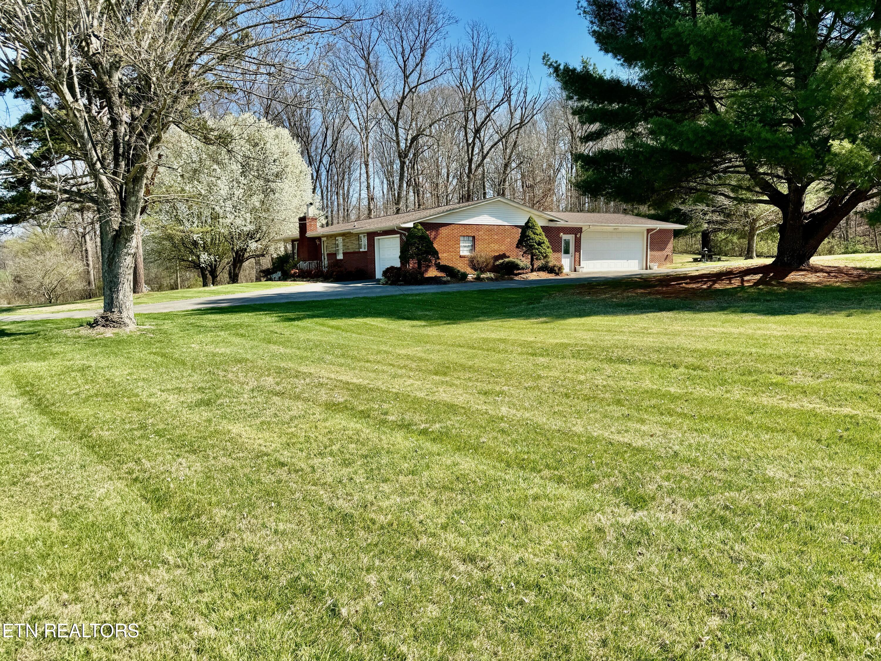 2828 Valley Home Road White Pine, TN 37890 - Photo 7 of 60 8