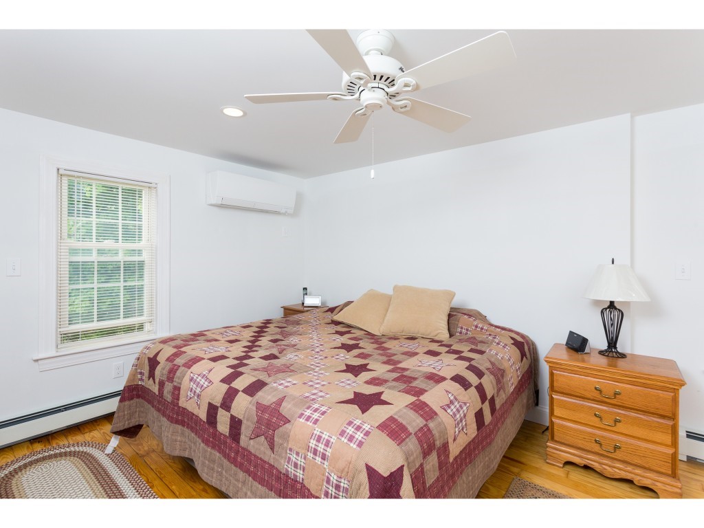 23 Sherman Street Rochester, NH 03839 - Photo 17 of 33