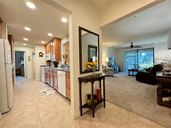 $2,300 | 7212 Hamilton Road, Unit 7212, Bradenton, FL 34209