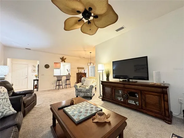 $2,300 | 7212 Hamilton Road, Unit 7212, Bradenton, FL 34209