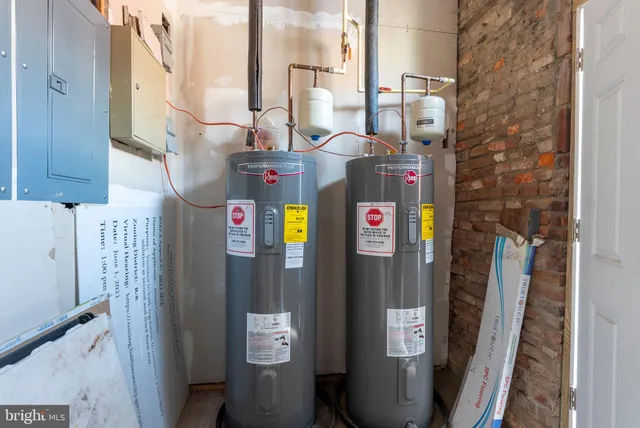 $375,000 | 1001 South Carey Street, Baltimore, MD 21223