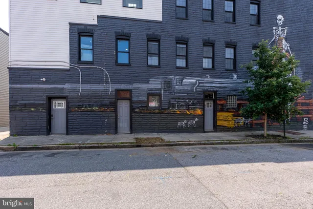 $375,000 | 1001 South Carey Street, Baltimore, MD 21223