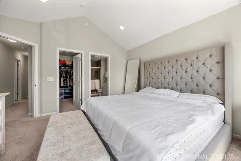 $500,000 | 840 Center Street, Des Plaines, IL 60016