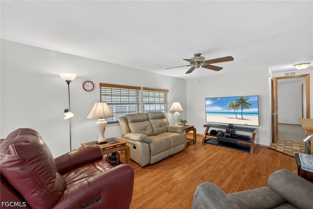 30 Aloe Alva, FL 33920 - Photo 11 of 37