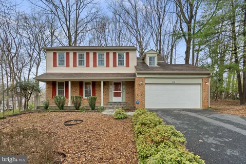 $1,100,000 | 419 Watts Branch Parkway, Potomac, MD 20854