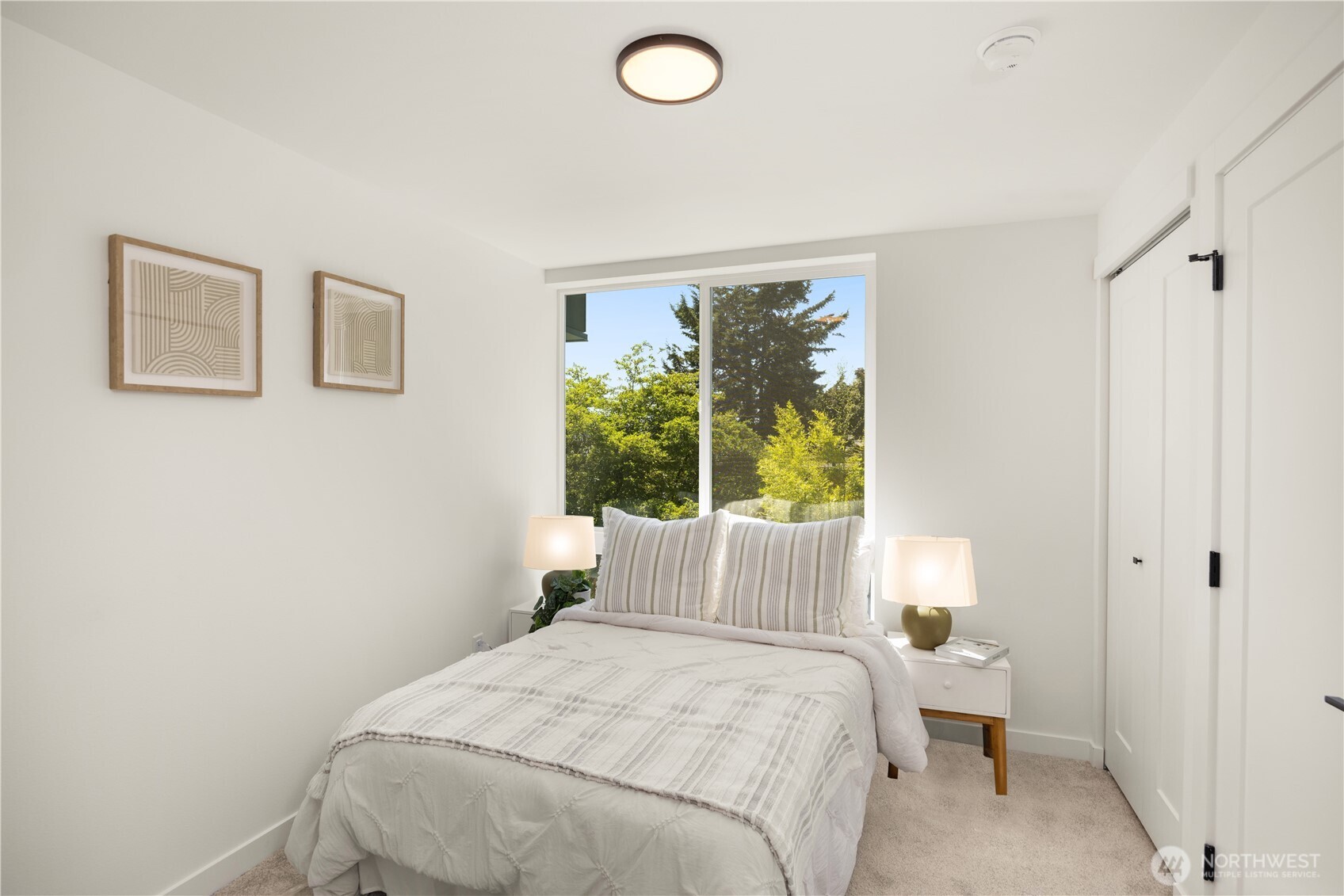 3852 Carr Place North Seattle, WA 98103 - Photo 12 of 25