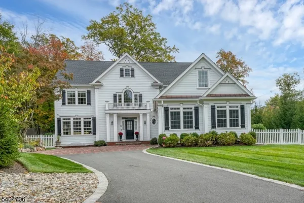 $2,275,000 | 5 Meadow Court, Madison, NJ 07940