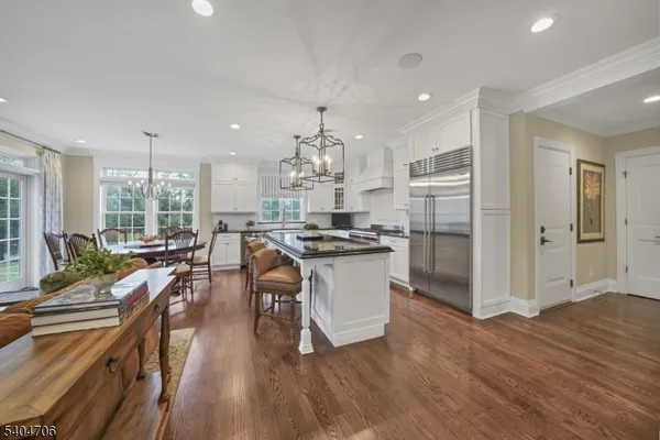 $2,275,000 | 5 Meadow Court, Madison, NJ 07940