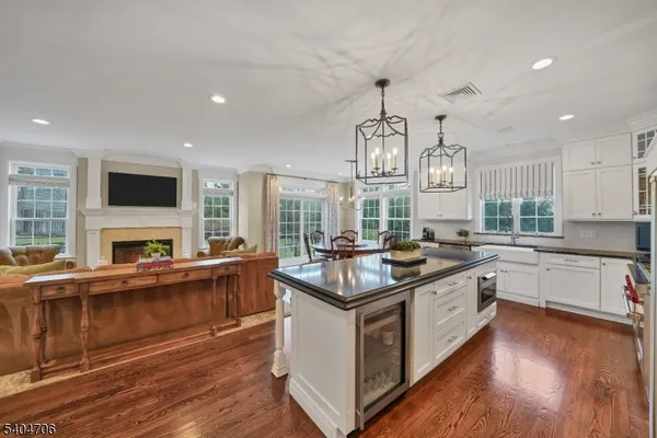 $2,275,000 | 5 Meadow Court, Madison, NJ 07940