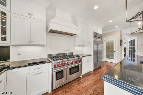 $2,275,000 | 5 Meadow Court, Madison, NJ 07940