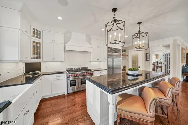 $2,275,000 | 5 Meadow Court, Madison, NJ 07940