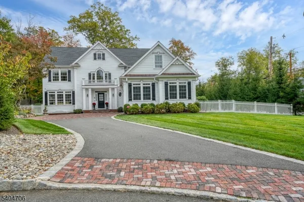 $2,275,000 | 5 Meadow Court, Madison, NJ 07940